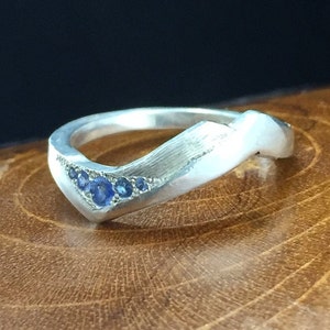 Sapphire Mountain Ring / Unique Wedding Ring / Engagement Ring / Mountain Range Ring / Mountain Jewelry