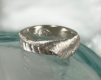 Anillo de bodas de oro macizo con diseño de olas del océano, anillo de compromiso surfero de 4,5 mm