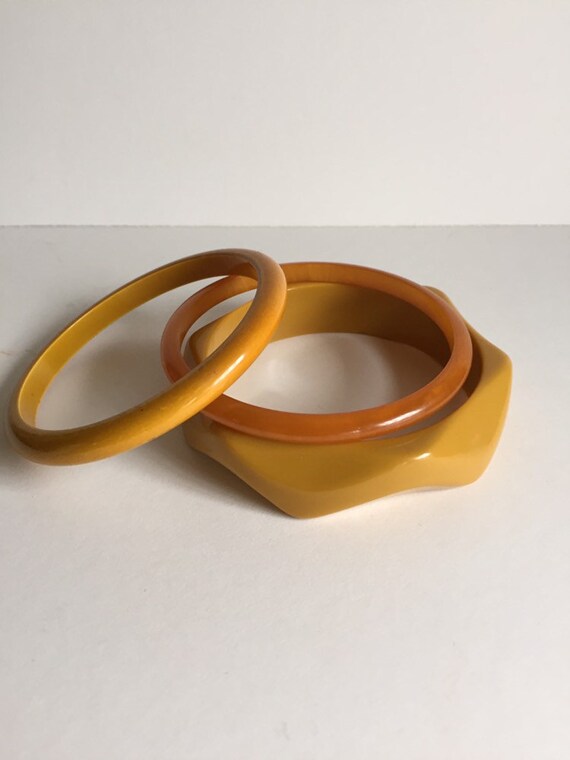 Bakelite Bangles/Vintage Jewelry/Vintage Bakelite/
