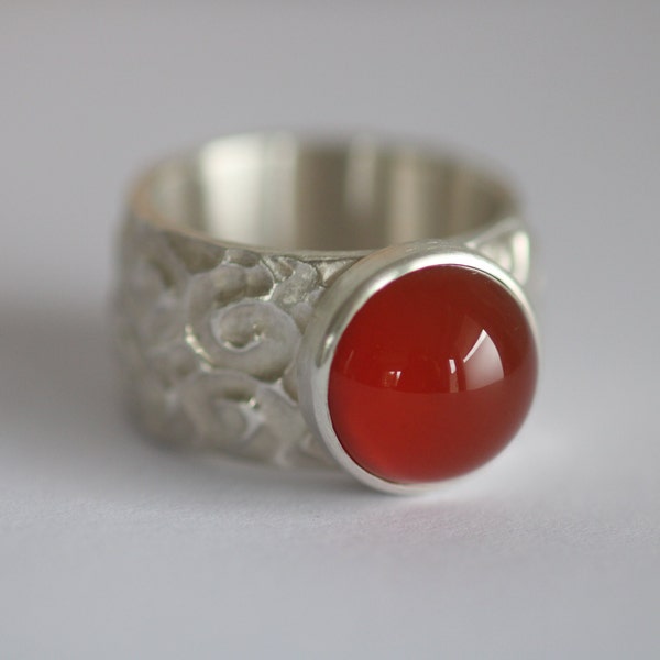 Unique sterling silver ring "Blickfang 7" by Frank Schwope, carnelian, unique jewellery, precious stone, unique jewellery, orange