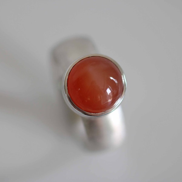 Unique sterling silver ring " Blickfang 28 " by Frank Schwope, moonstone, unique, Schwope, gemstone, unique jewelry, goldsmith's work