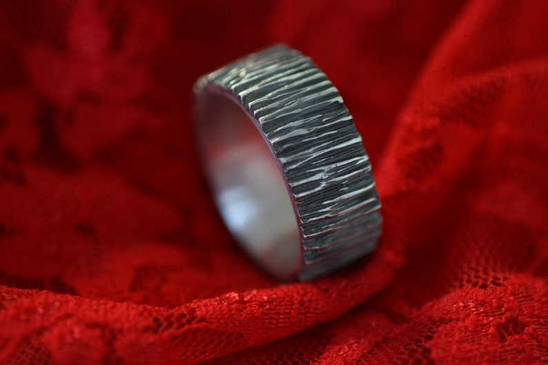 Unikatring aus 925 Sterlingsilber teiloxidiert von Frank Schwope Bild 1