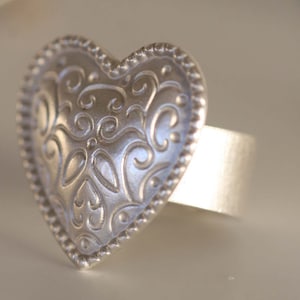 Unique heart ring in solid silver with inlay by Frank Schwope, heart, unique, unique jewelry, unique jewelry, goldsmiths