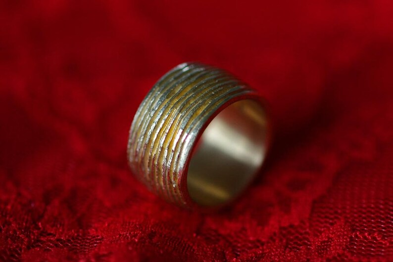 Bague unique avec lignes ornementales environnantes de Frank Schwope, bijoux uniques, bague, travail d'orfèvrerie image 2