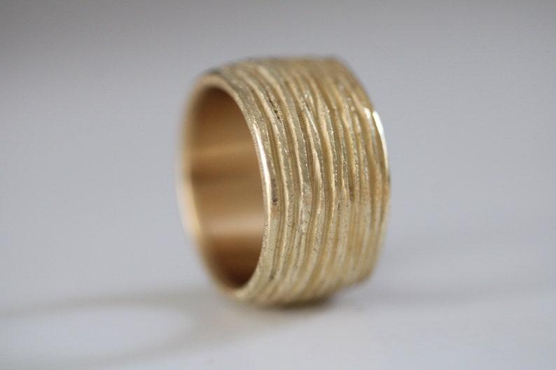 Bague unique avec lignes ornementales environnantes de Frank Schwope, bijoux uniques, bague, orfèvrerie, or, bijoux uniques, sculpture de bijoux image 9