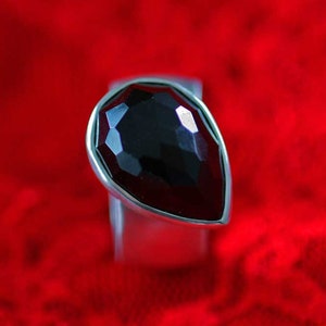 Unique ring in solid silver with faceted onyx by Frank Schwope, onyx, facets, ring, goldsmith work, silver ring, black, women image 1