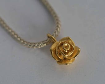 Small rose pendant in solid silver 22kt fine gold plated by Frank Schwope, goldsmith&#39;s work, unique jewelry, unique pieces of jewelry, gold