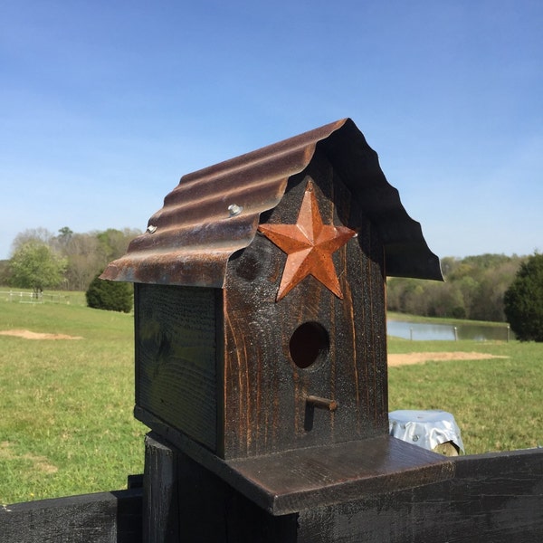 Cedar Single Bird House, Great for Blue birds, Various Options, Old Tin Top Hand Made with Barn star. Blue Birds, Wrens,