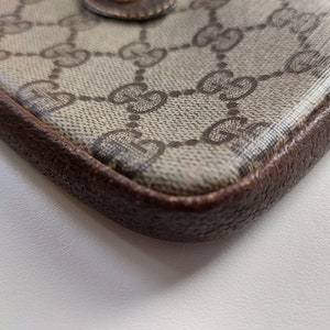Vintage Gucci GG monogrammed small pouch purse image 7