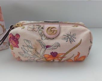 Gucci marmont cosmetic bag