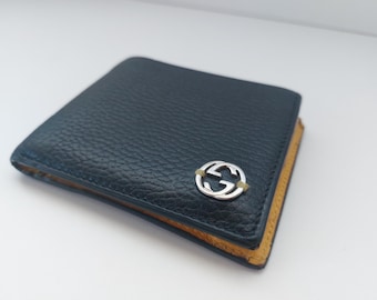 Gucci black leather wallet with interlocking GG