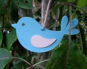 Wooden hanging bird decoration, duck egg hand painted tree decoration, hanging kitchen decoration, vintage, bird lovers