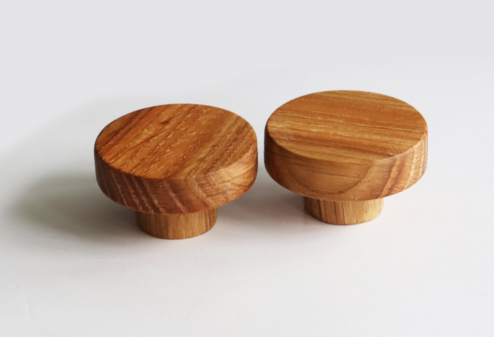 Set of 2 Modern Knobs Oak Wood Small Drawer Knobs Etsy