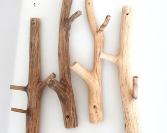 Natural Oak Branch Wall Hook – Handmade Wooden Coat Hook