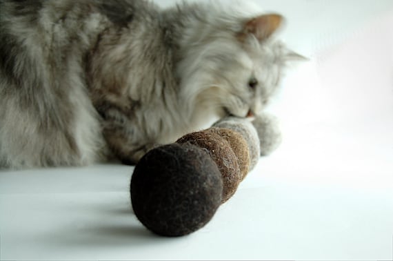 felt cat balls