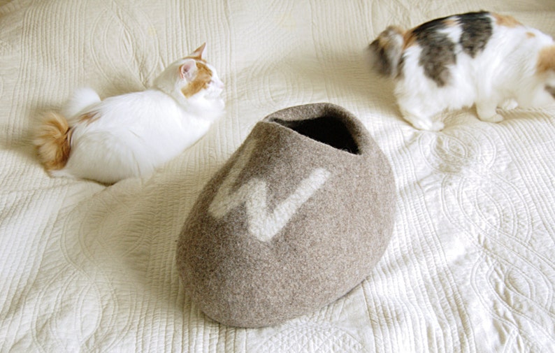 modern dog bed felt cat cave felt cat bed wool dog bed pet furniture Personalized pet bed with a chosen initial
