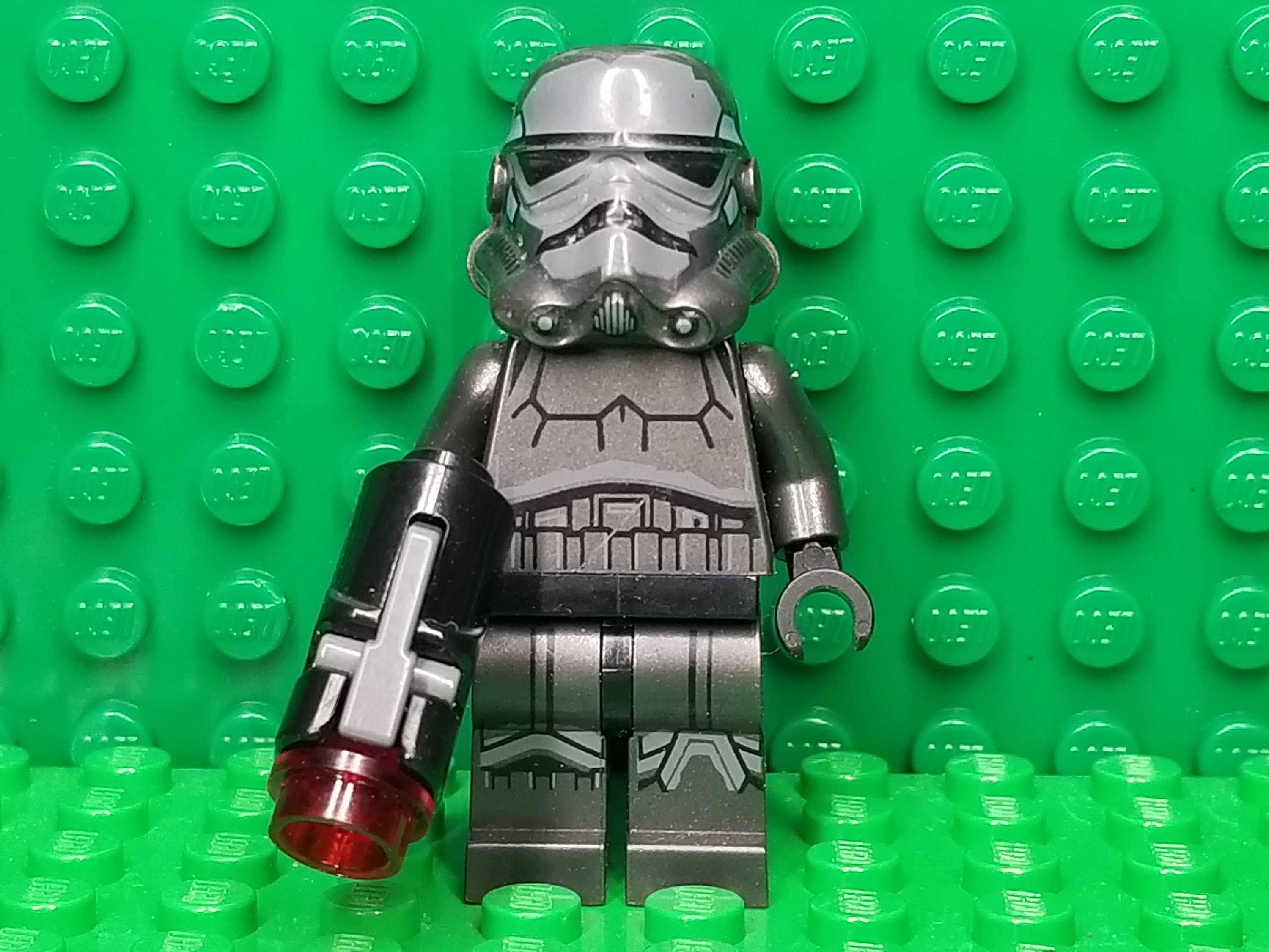 LOADS Space Wars Helmet Body Display for Lego Star Comoros