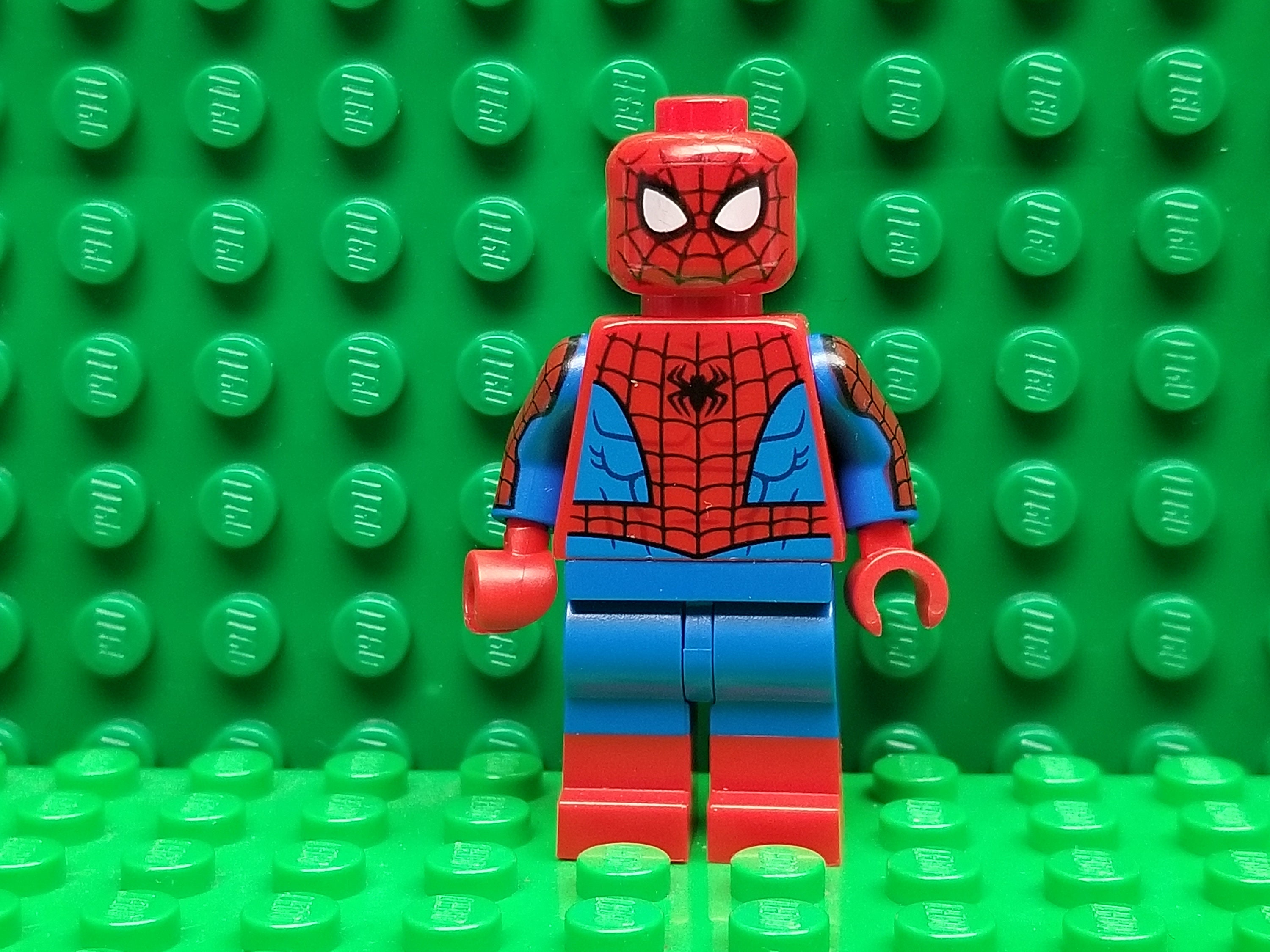  LEGO Superheroes: Spider-Man Minifigure with Web and Printed  Arms : Toys & Games