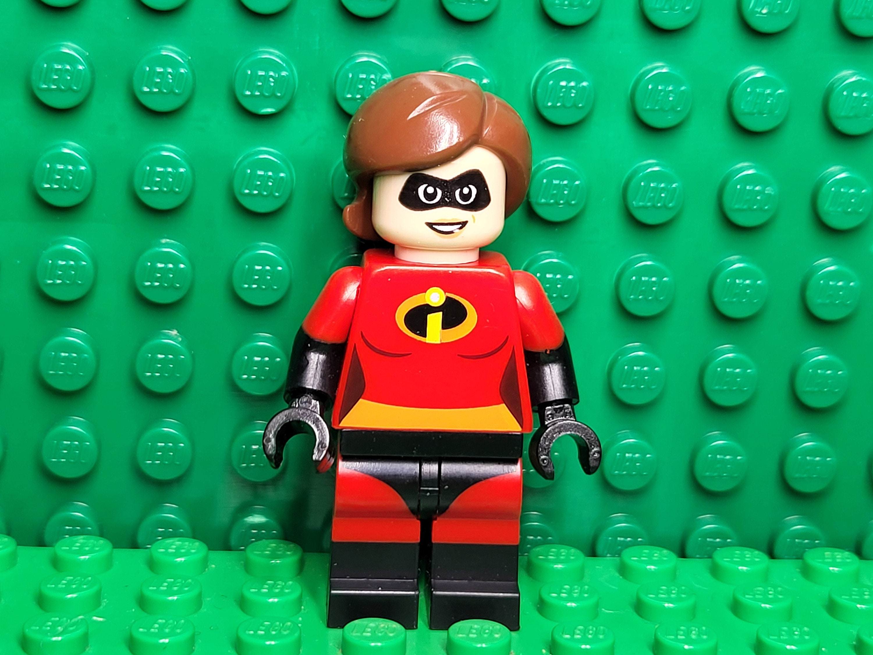 LEGO® the Incredibles 2 Mrs. Incredible Elastigirl Rare, LEGO