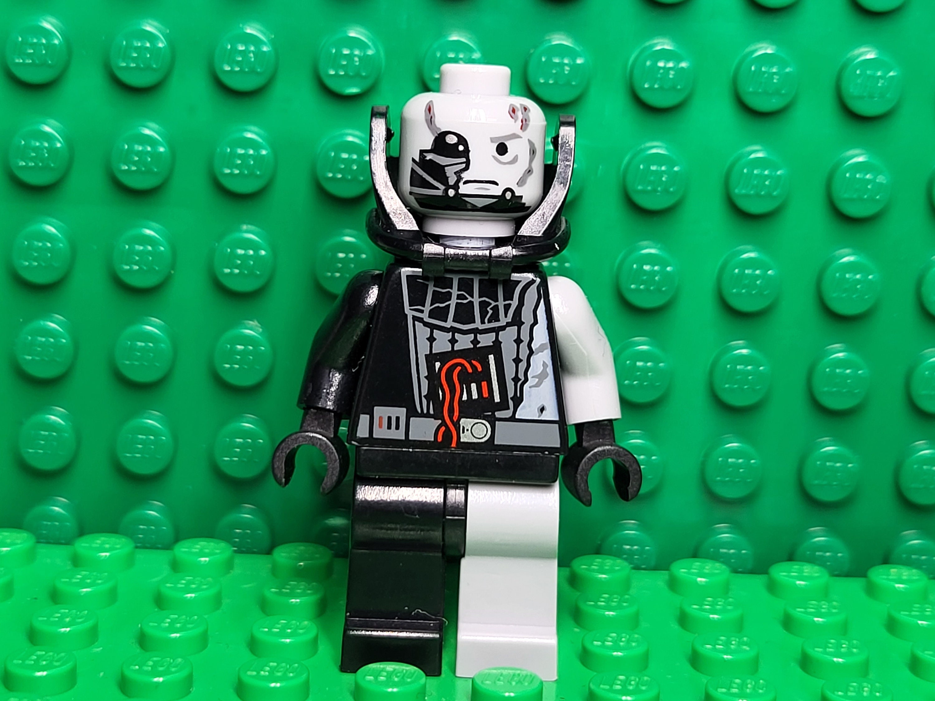lego damaged darth vader