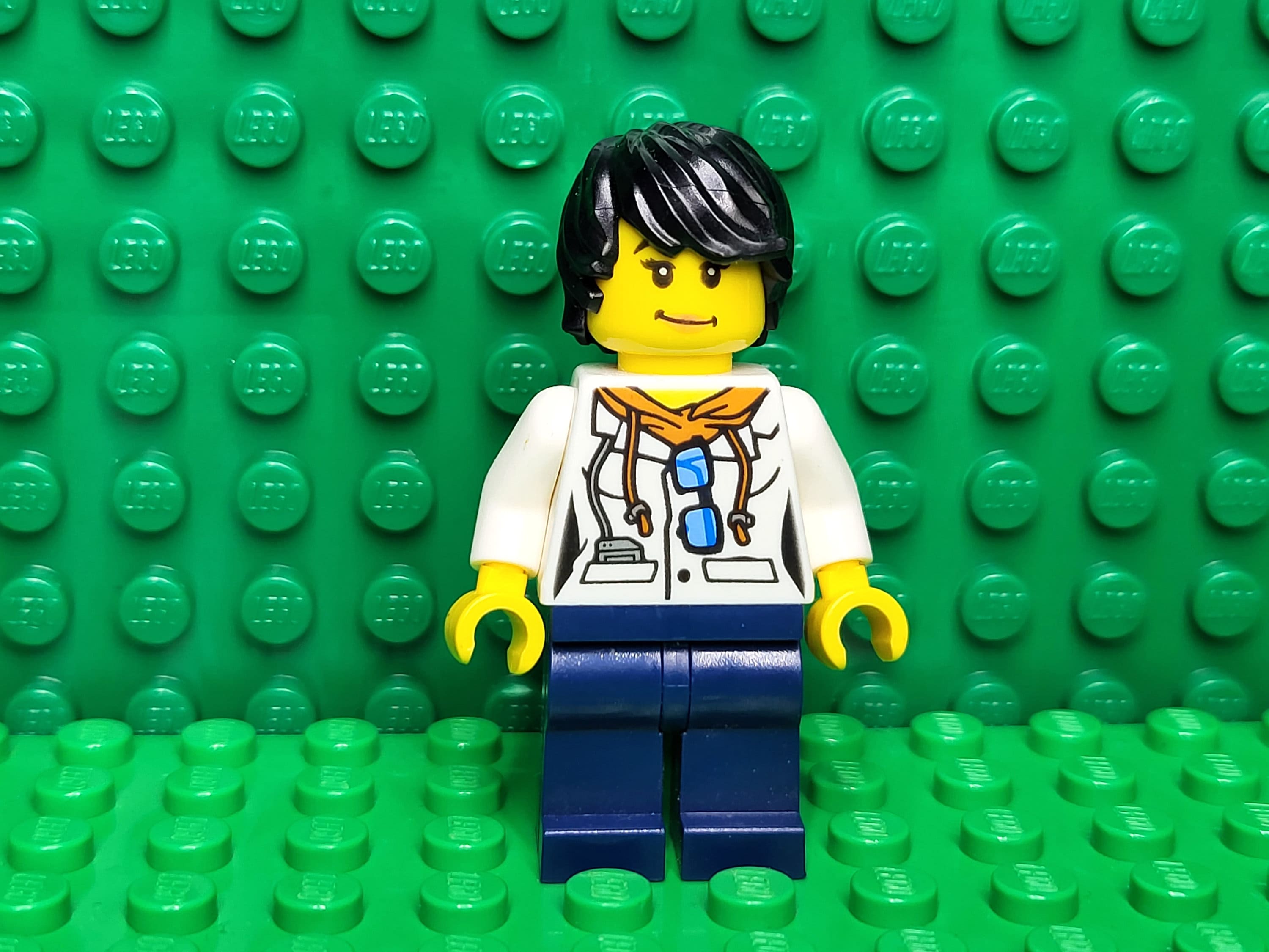 Lego scientist sales minifigure set