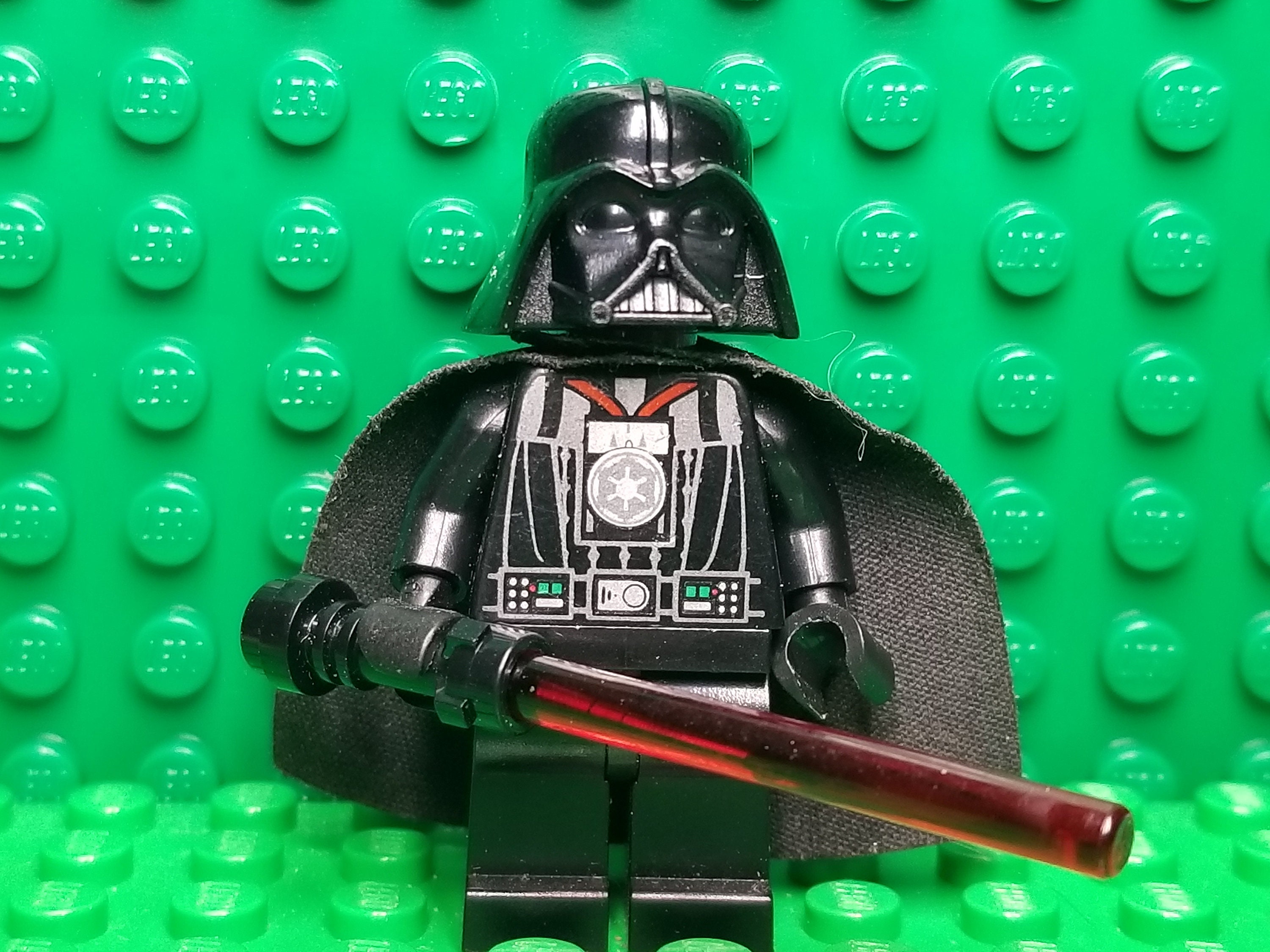 Lego Minifig Lego Darth Vader LEGO® Star Wars Darth Vader In