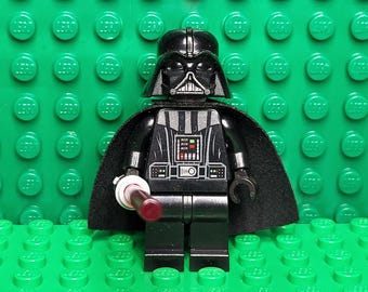 Torso de Darth Vader de la Estrella de la Muerte de LEGO® Star Wars con sable de luz, minifigura, Star Wars