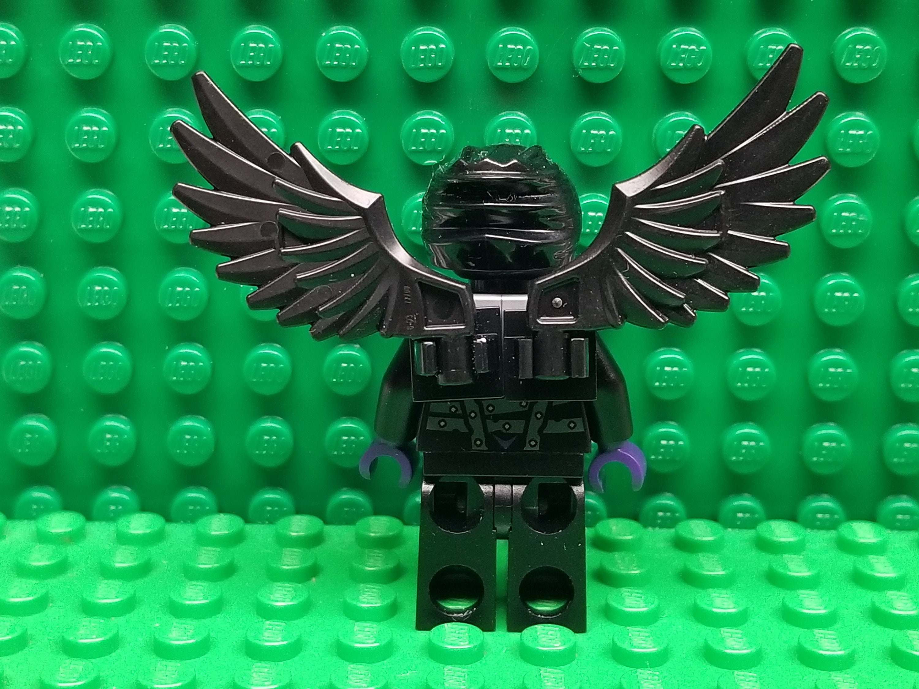 LEGO® Legends of Chima Rawzom With Silver Armor and Black Wings