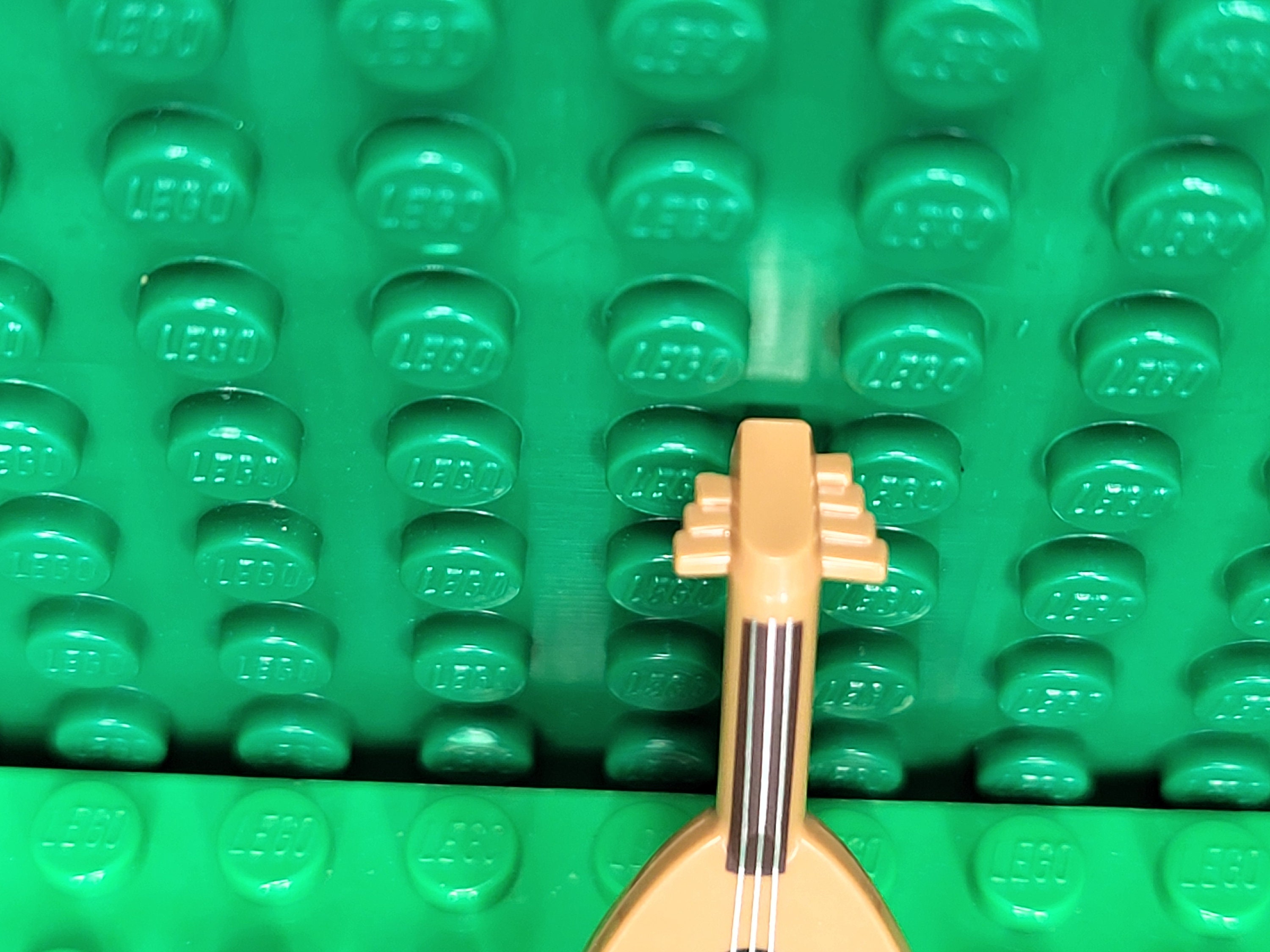 LEGO® Minifigure Accessory Lute With Dark Brown Neck and Silver Strings ...