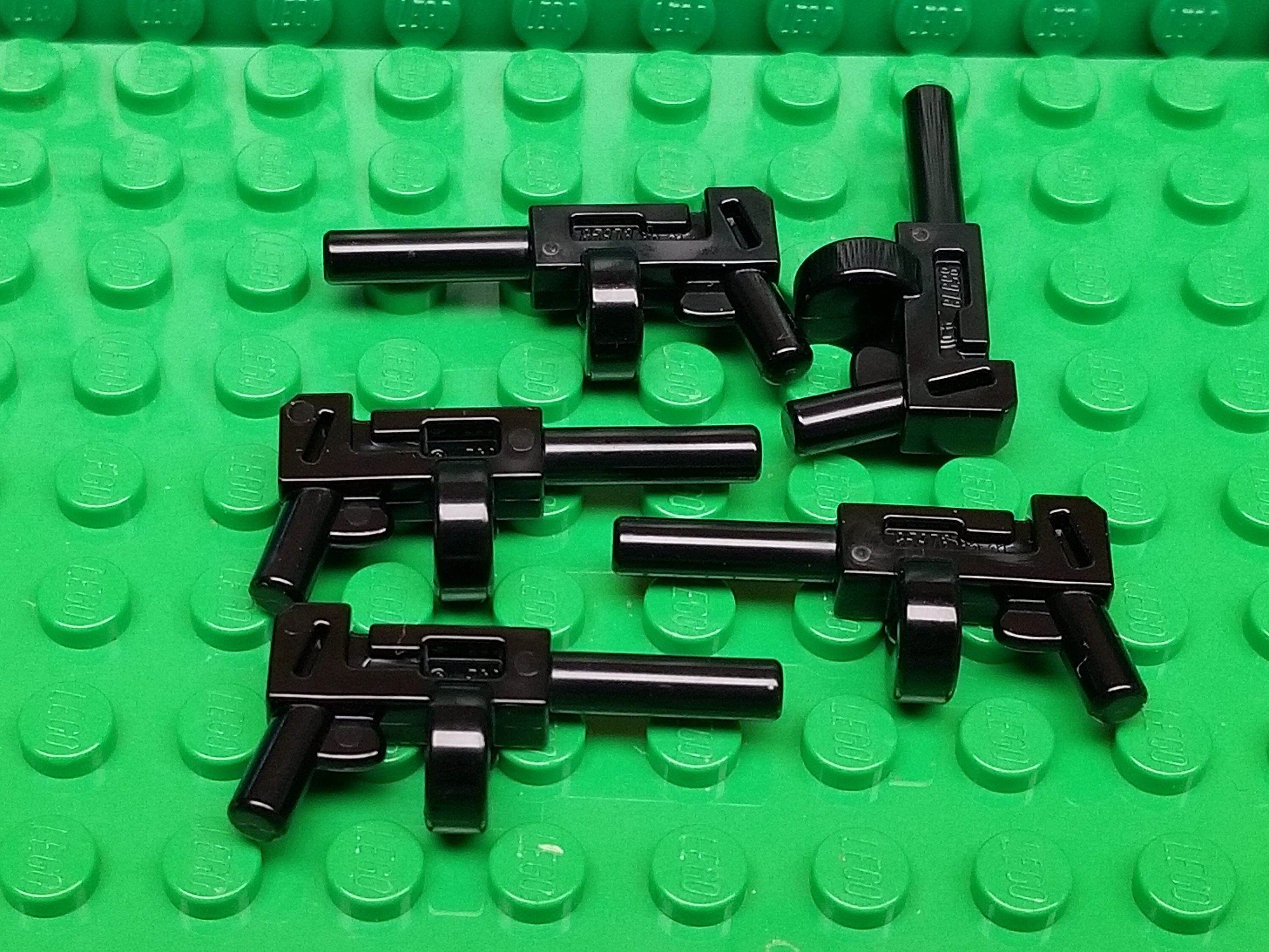 BrickArms M240D Machine Gun For Custom Minifigures – Door Mount, Combat Theme, Fits Vehicles (Ages 6-12)