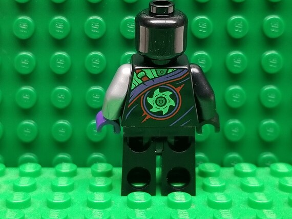 Lego ninjago legacy nindroid hot sale