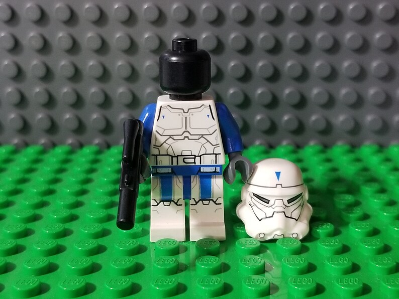 blue clone trooper lego set