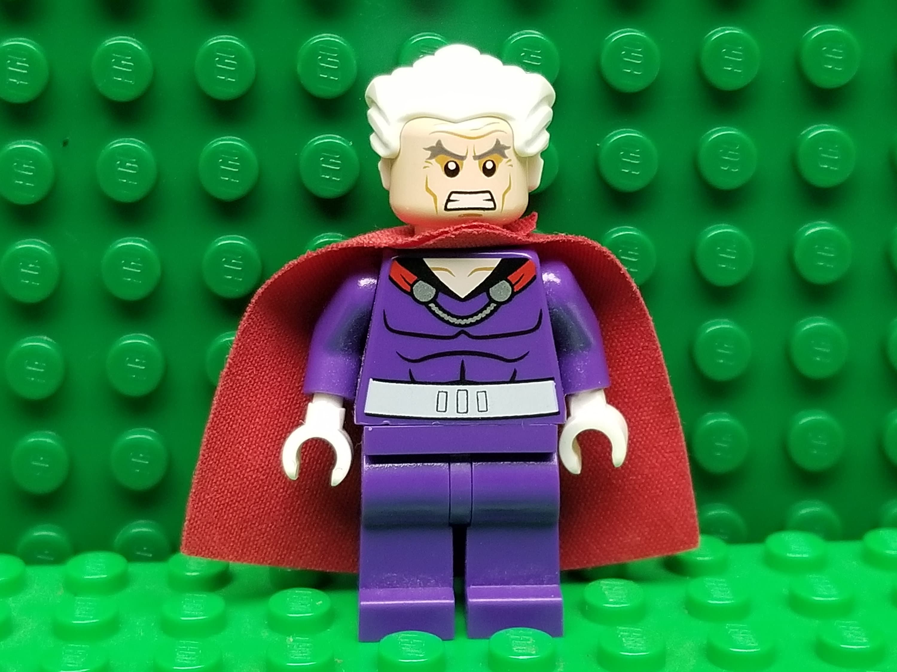 LEGO® Super Heroes X Magneto Minifigure -