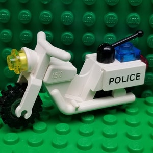 LEGO® Classic City Police Bike Motorcycle, LEGO® Minifigure, LEGO® Minifig