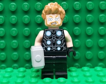 LEGO® Super Heroes Avengers Infinity War Thor With Hammer