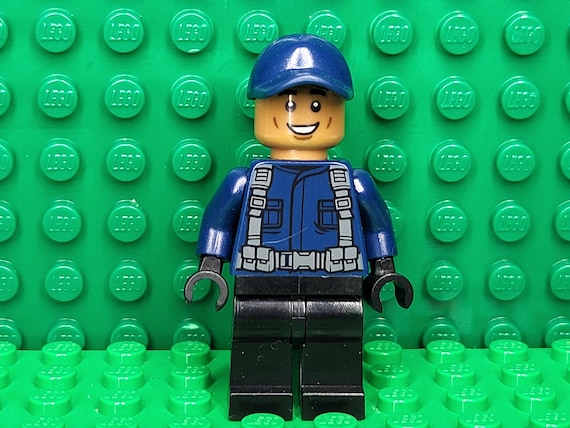 LEGO® Jurassic World Chaos Theory Female ACU Guard Driver, LEGO®  Minifigure, Minifig, People