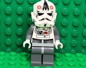 Lego Movie Maker LEGO® Star Wars AT AT Driver, Minifigure