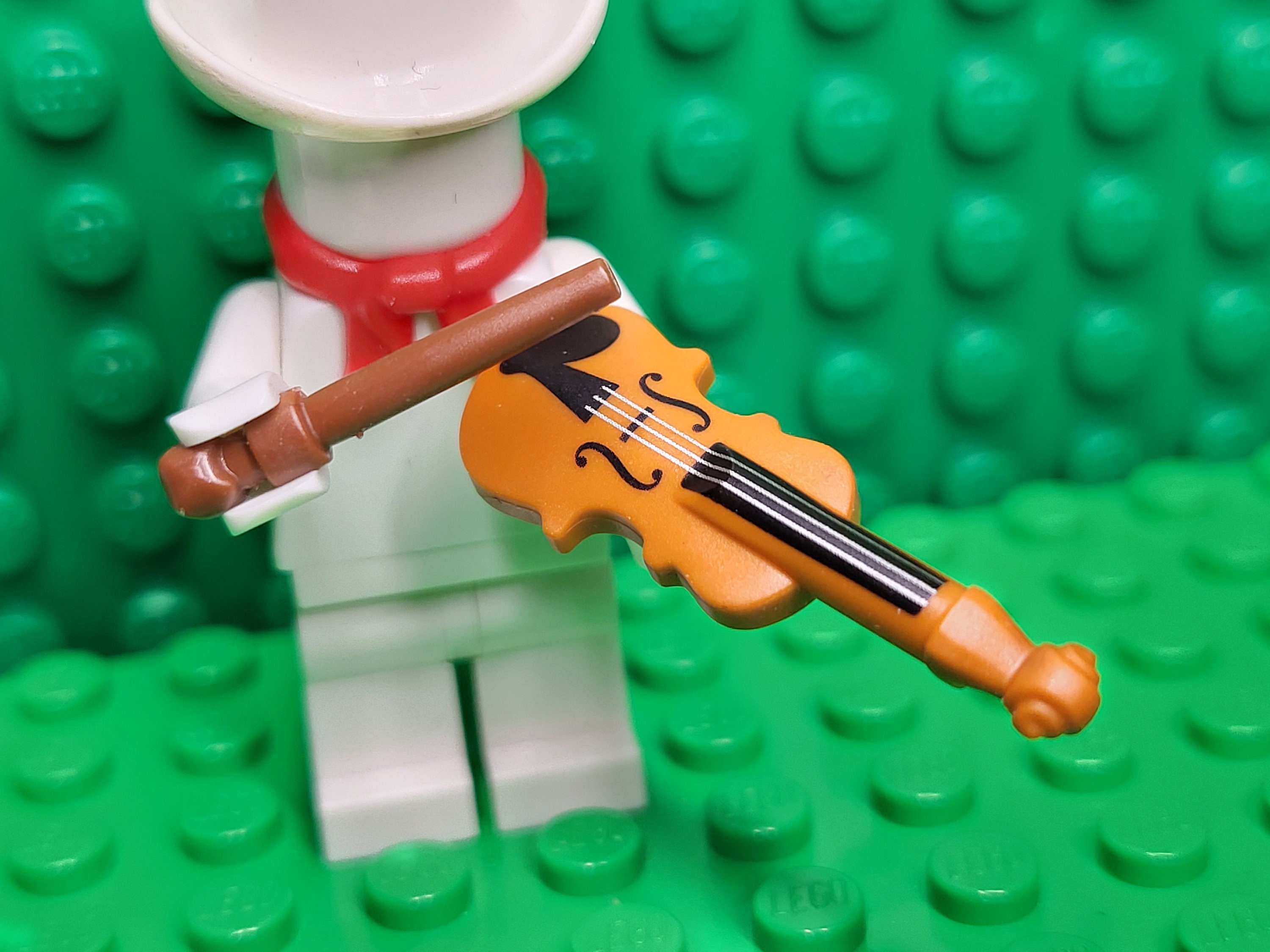 LEGO® Minifigure Accessory Violin With Silver Strings and Black ...
