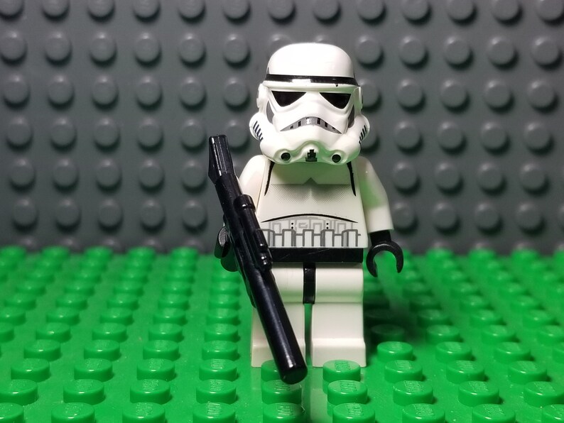 lego star wars chase mini figure limited edition chrome stormtrooper with blaster rifle