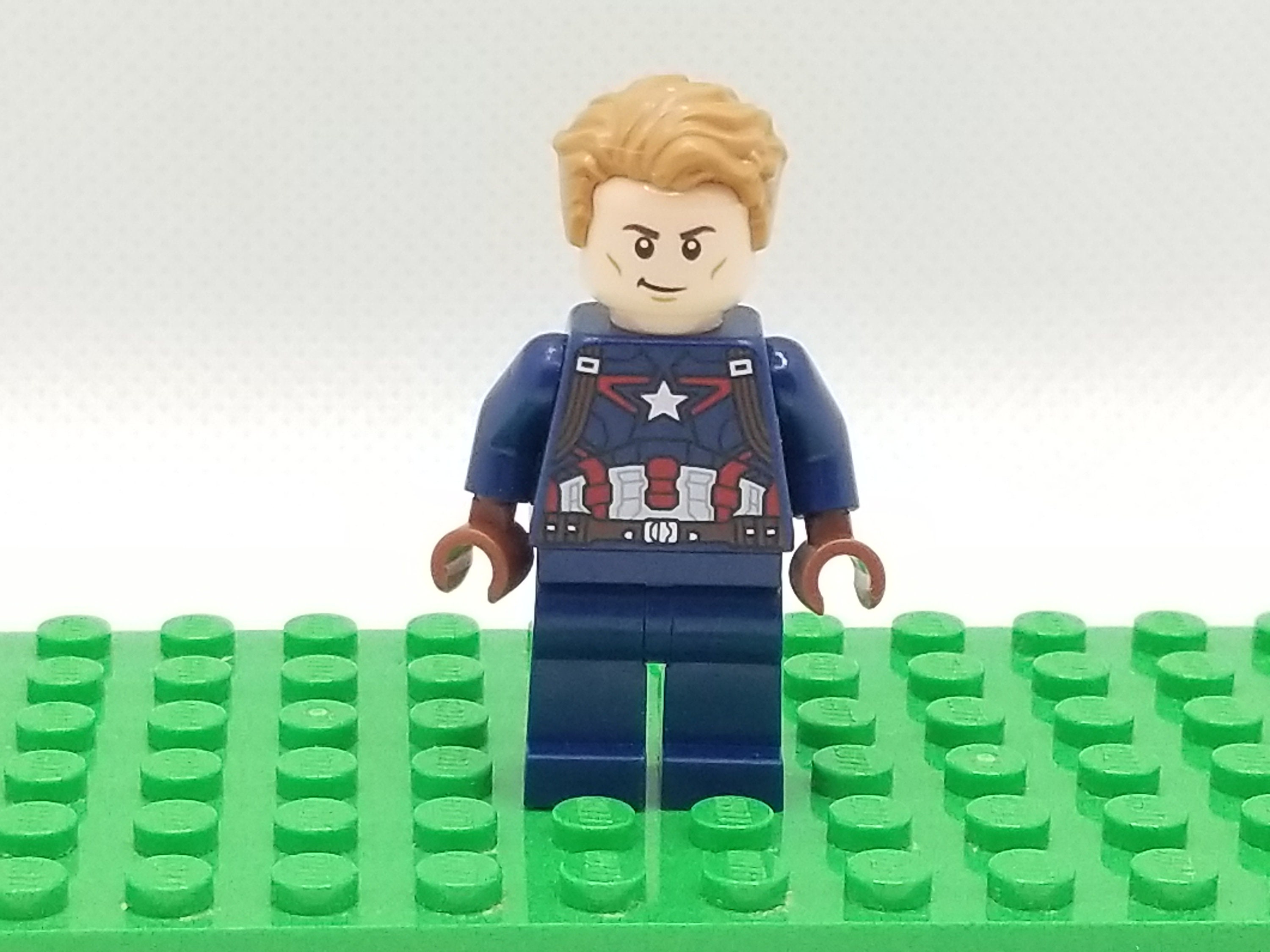 Lego avengers cda sale