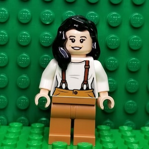 LEGO® Collectible Minifigures LEGO Ideas Monica Geller From FRIENDS, Minifigure, Minifig