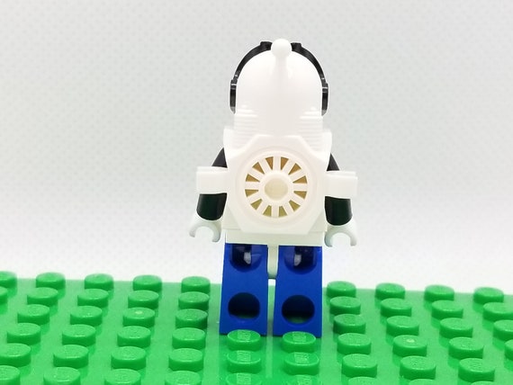 Lego Aquazone Aquanauts Aquanaut 2 90 S Minifigure Etsy Israel