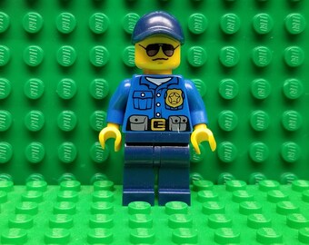LEGO 2 Pièce Tête en jaune deux visages Lunettes 3626cpb1359 Bad Cop Policier NEUF LEGO 2 Pièce Tête en jaune deux visages Lunettes 3626cpb1359 Bad Cop Policier NEUF