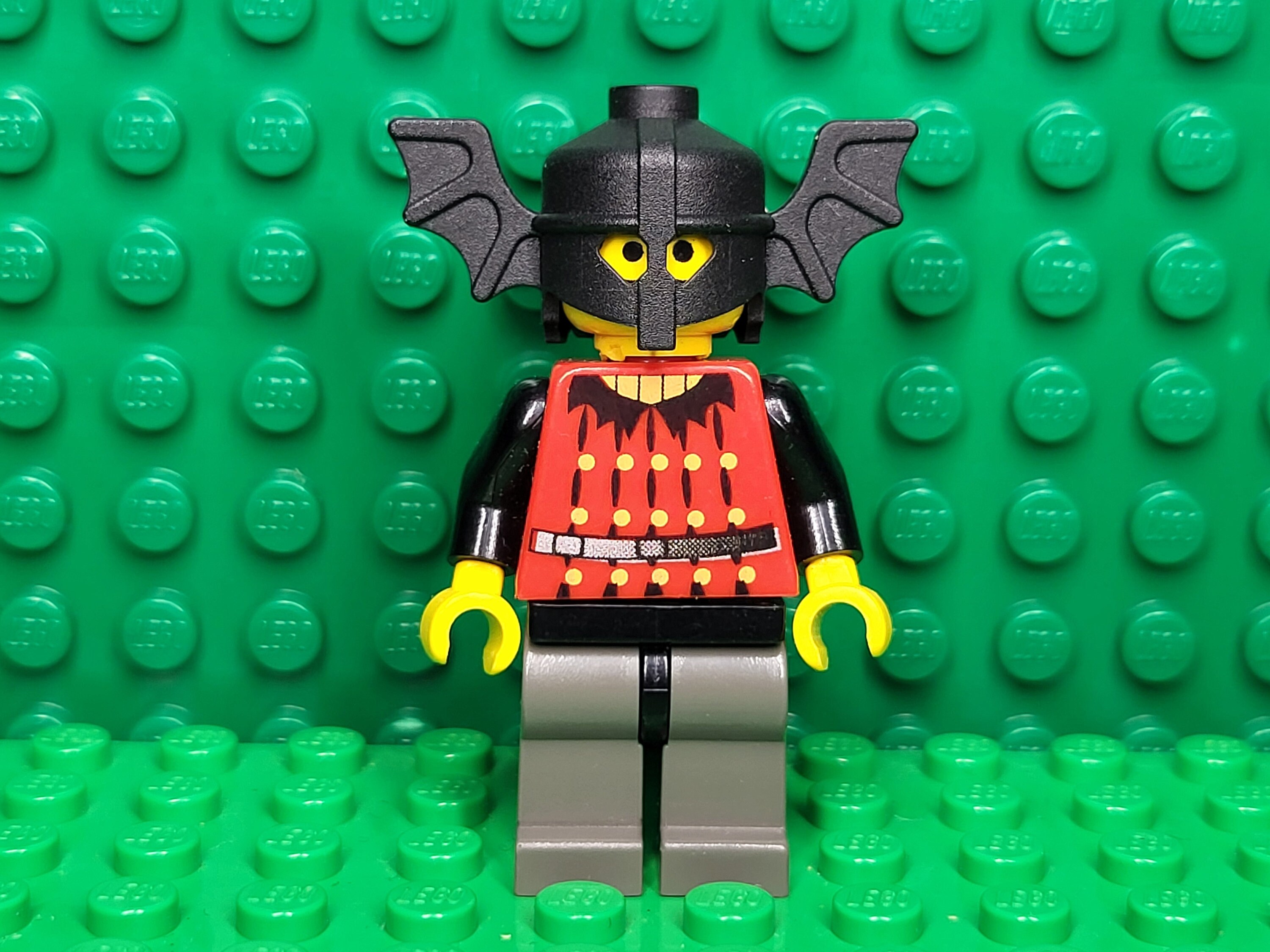 Fright Knights Lego Dragon Cave LEGO CASTLE FRIGHT Knights 6031