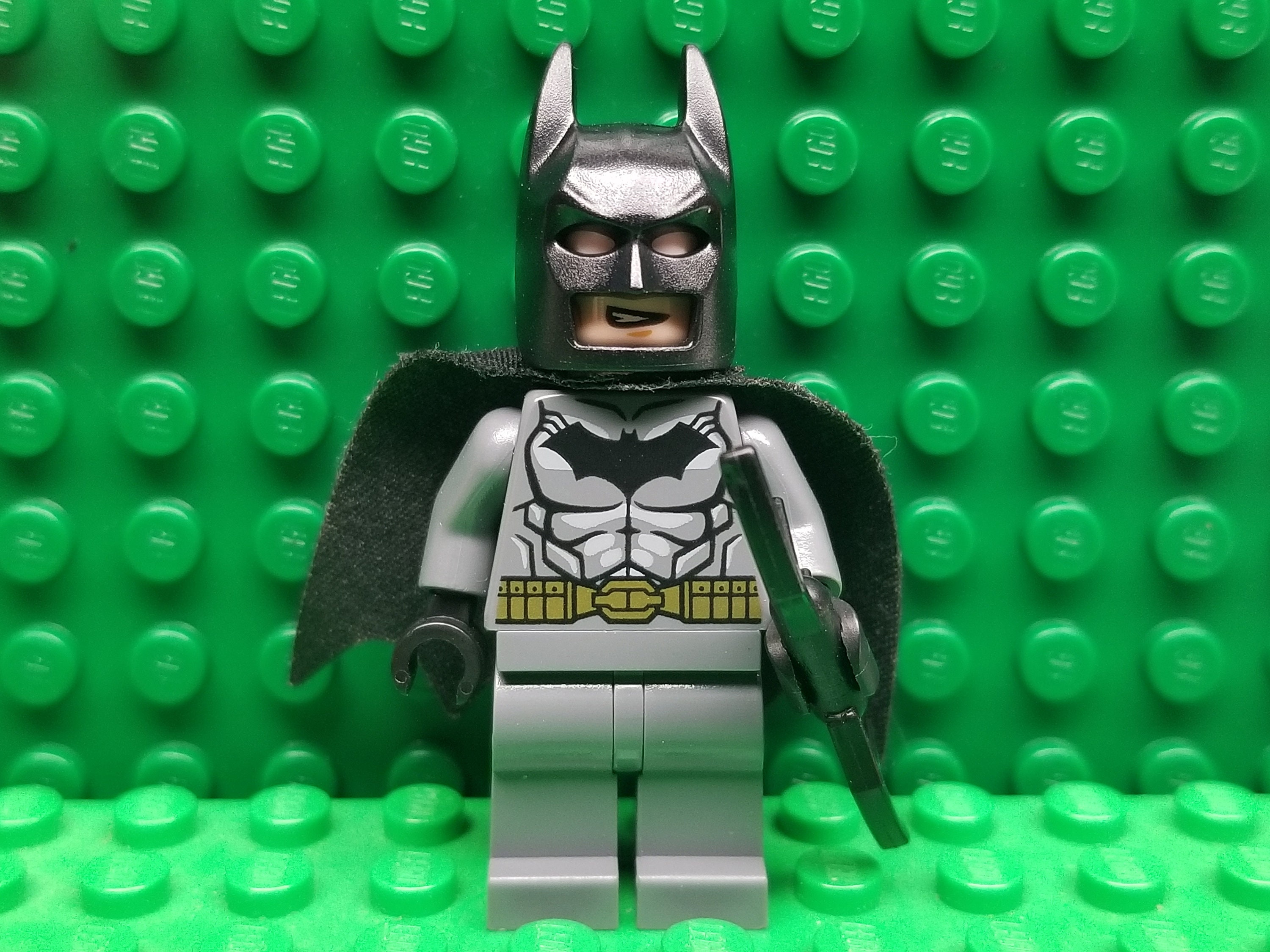 LEGO Superheroes: Batman Minifig with Rocket Pack and Grappling Hook Gun 