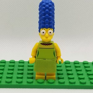 LEGO® The Simpsons Marge Simpson with Green Dress,  Minifigure,  Minifig, LEGO®