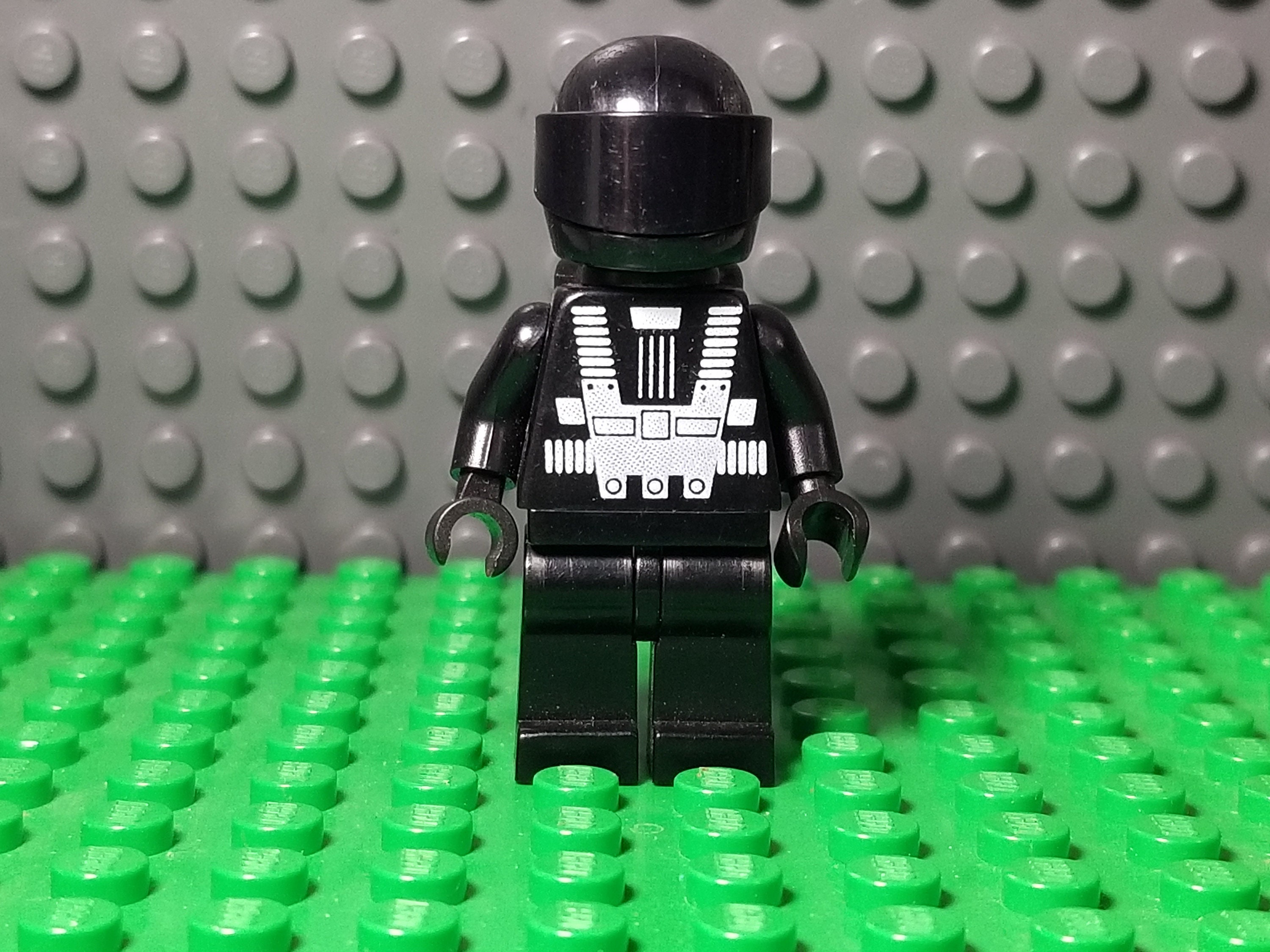 LEGO SPACE MINIFIGURES VINTAGE CLASSIC ASTRONAUT PEOPLE BLACKTRON MTRON U PICK! 