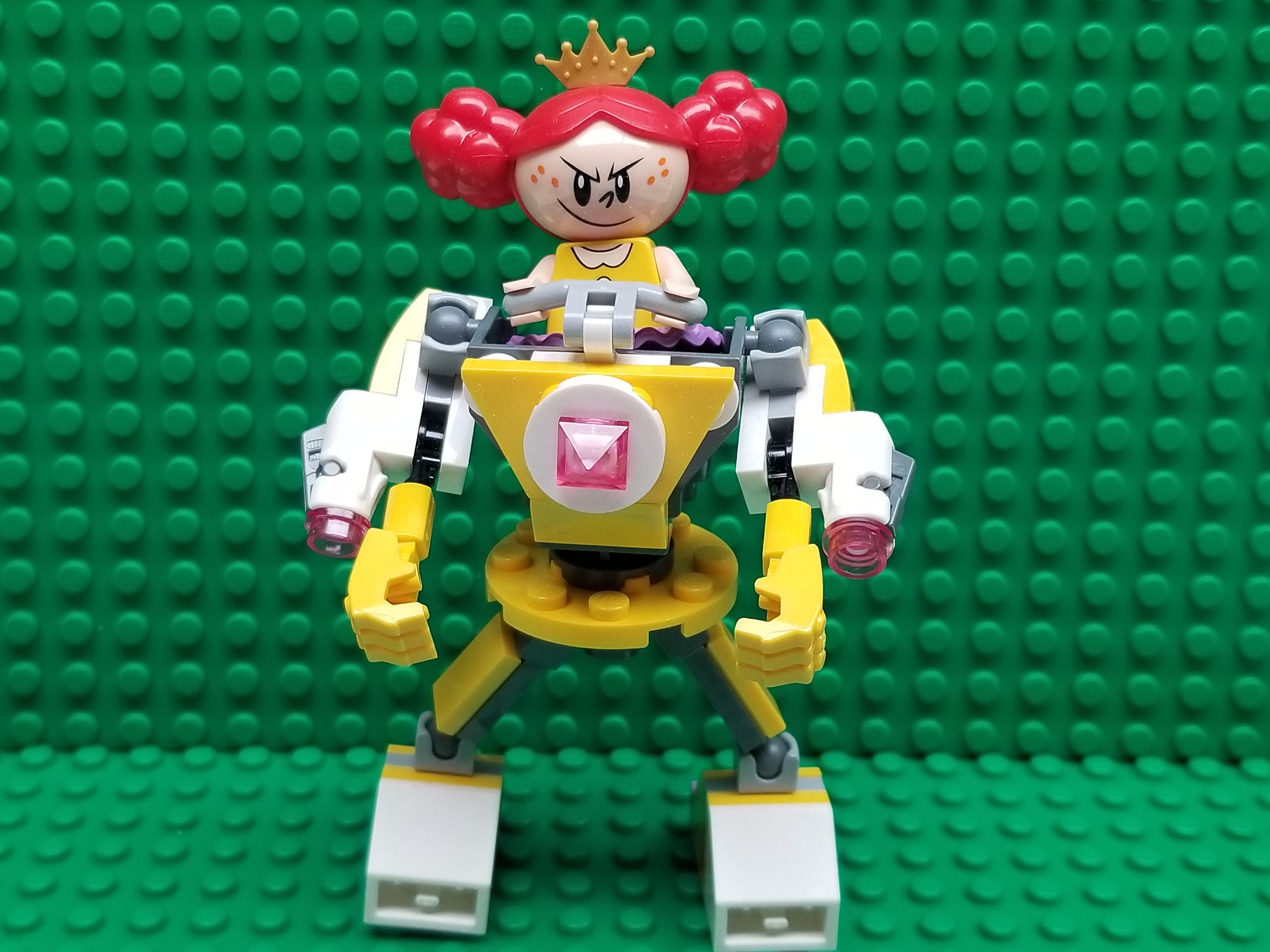 I made my favorite childhood robot into a minifigure: Jenny Wakeman (XJ-9)  : r/lego