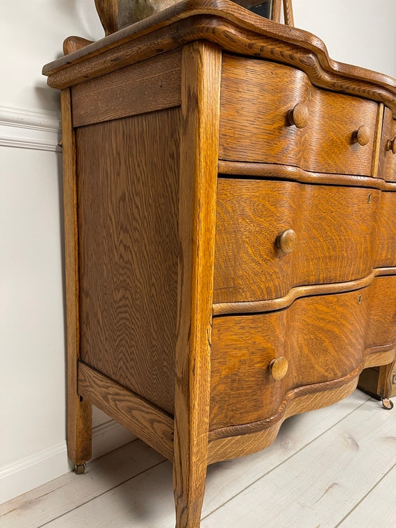 Quarter sawn oak dresser deals