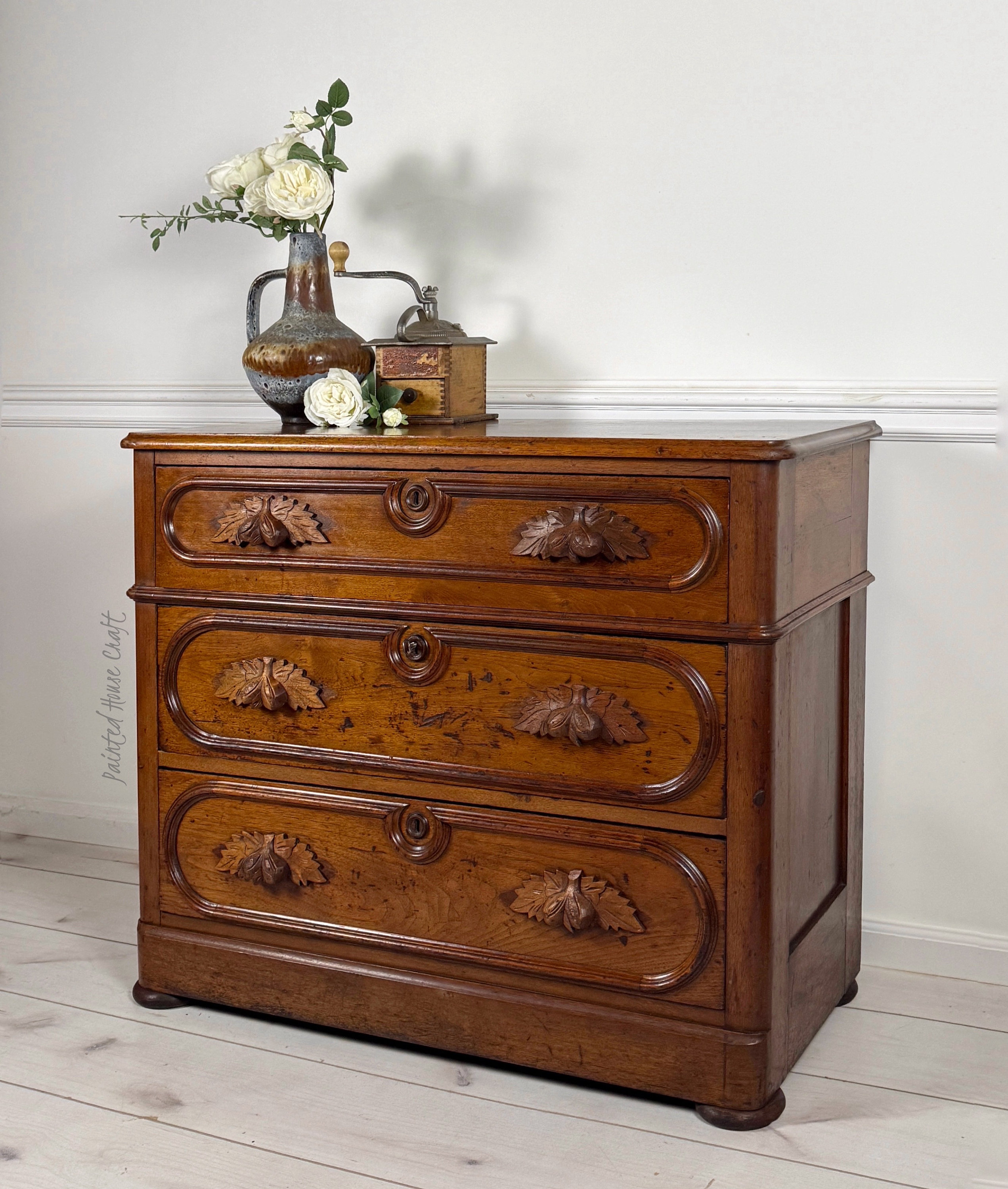 Antique Victorian Eastlake Renaissance Walnut Dresser With Carved Fruit  Handles| Chest of Drawers | 3 Drawers | Circa 1875| Restored. - Etsy